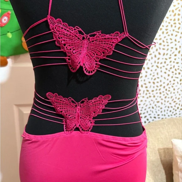 Pink Butterfly Backless Maxi Dress - Picture 5 of 9